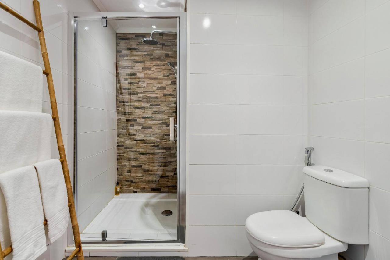Omega Apartment Setúbal Eksteriør bilde