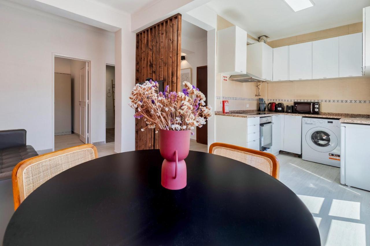 Omega Apartment Setúbal Eksteriør bilde
